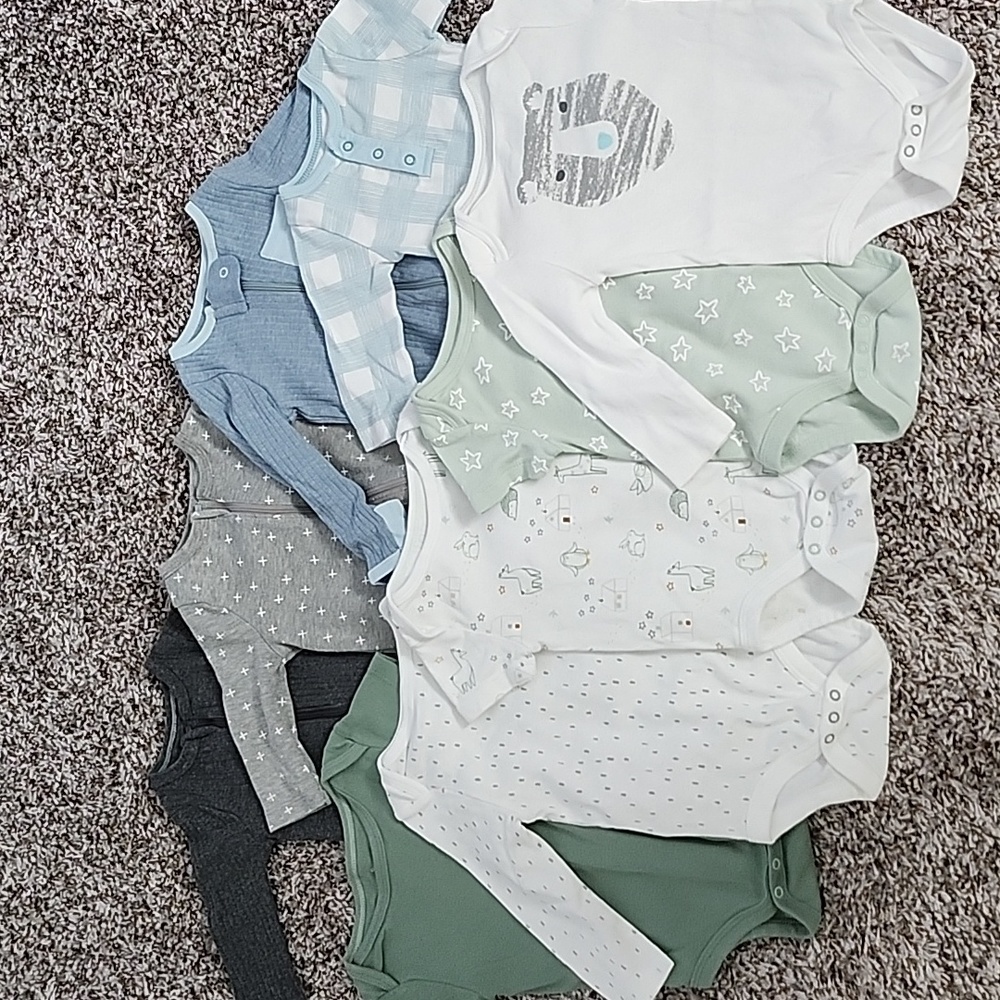 9 Pcs Cloud Island Newborn and 3-6 Month Baby Clothes